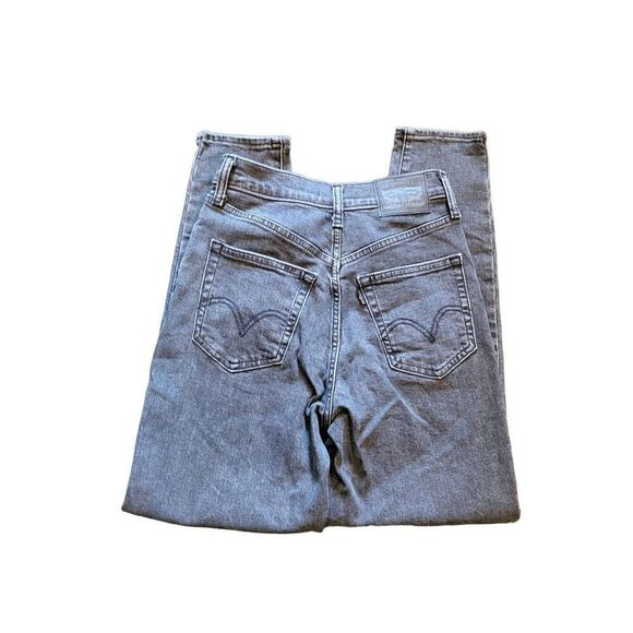 Levi's Jeans Women's 24 Faded Black High Waisted Taper Denim - Picture 2 of 4